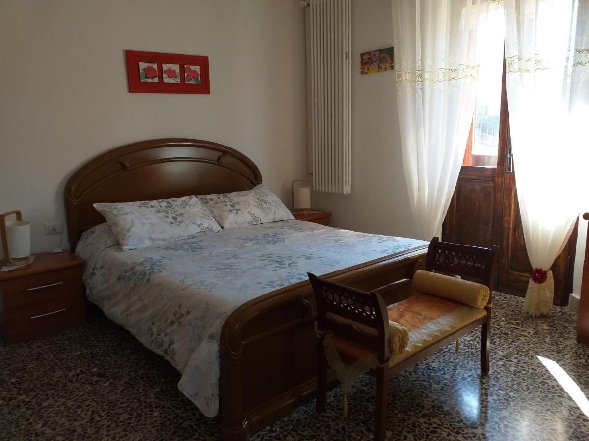 Bed & Breakfast La Rosa Rossa Cagli Kültér fotó